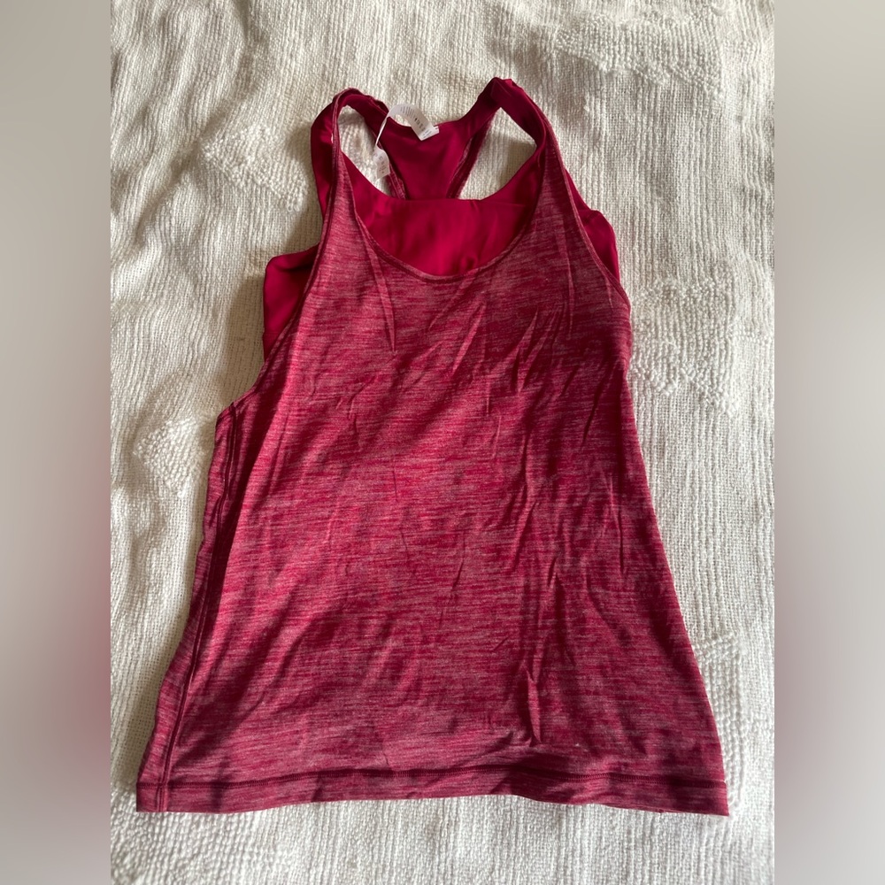 Lululemon tank with built in sports bra